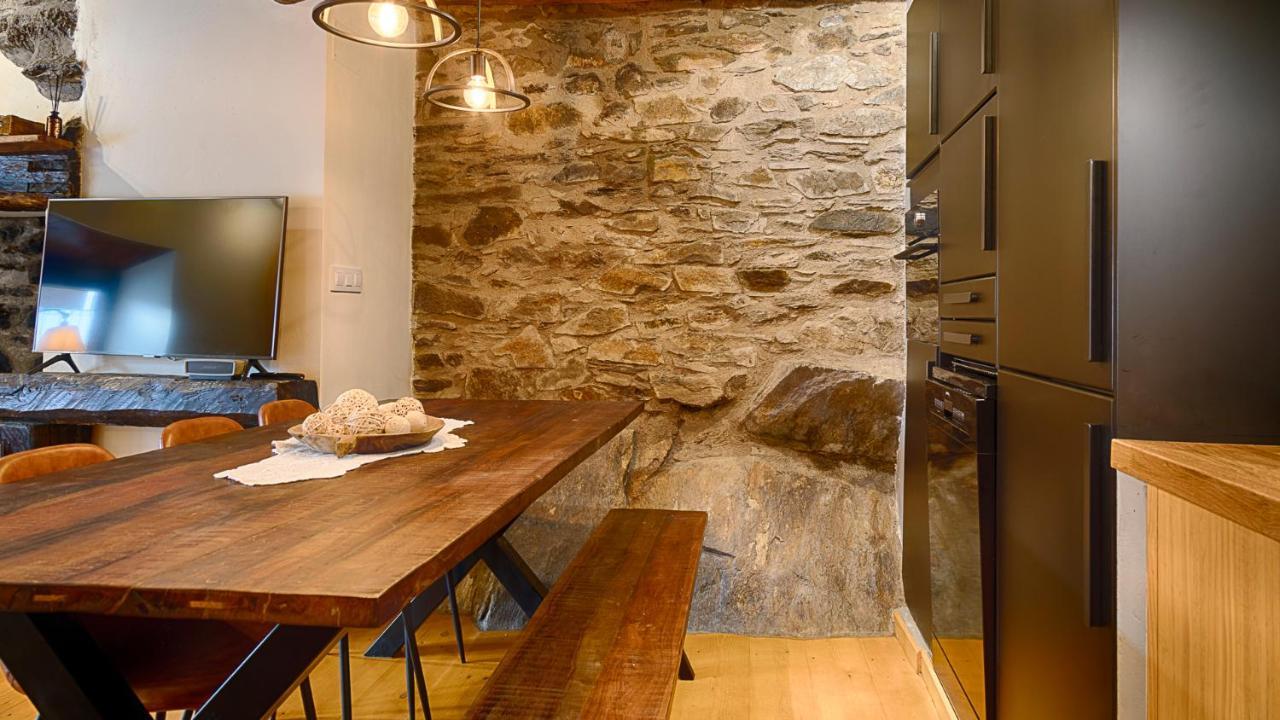 Saplan Real Estate Vilamos Villa Eksteriør bilde
